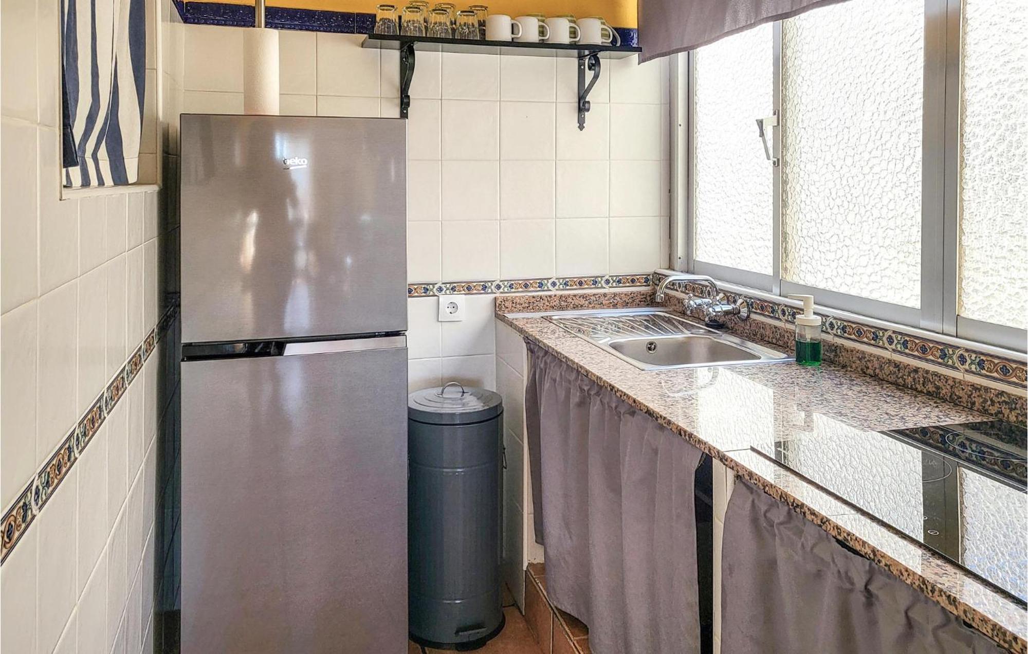 2 Bedroom Cozy Apartment In El Campello Exterior foto