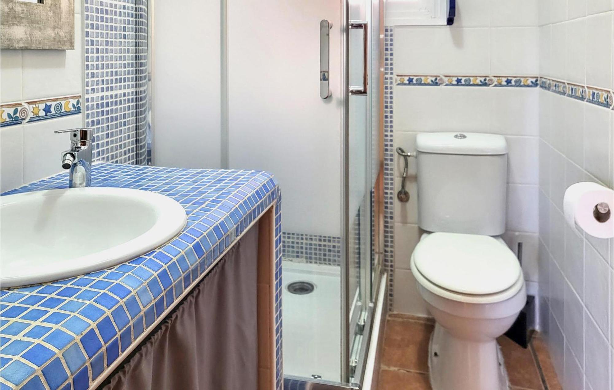 2 Bedroom Cozy Apartment In El Campello Exterior foto